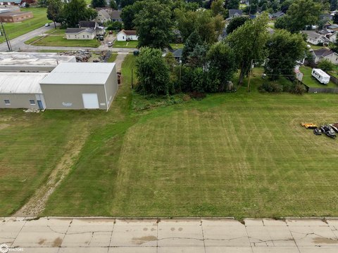 Land, Marshalltown, IA