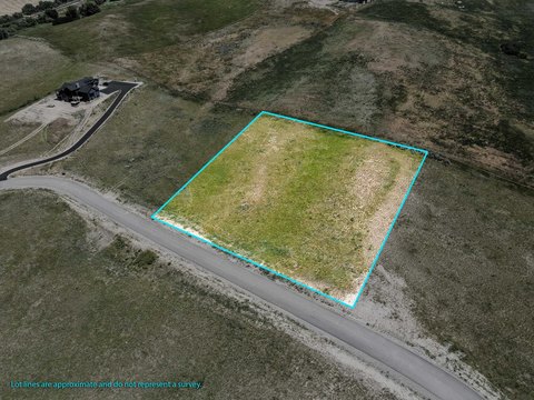 Residential Lot in Coyote Hollow