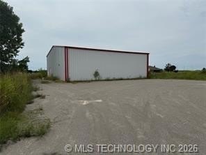 New Warehouse on 1.25 Acres
