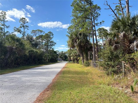 Land, NORTH PORT, FL