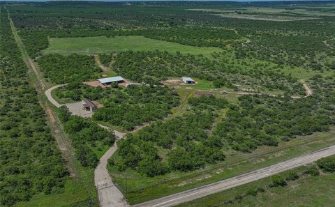 Turnkey High-Fenced Hunting Ranch