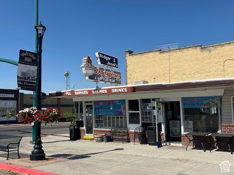 Historic Restaurant in Prime Location