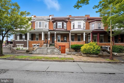 Income-Producing Multifamily Property in Waverly