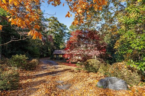 Sandy Springs Building Lot