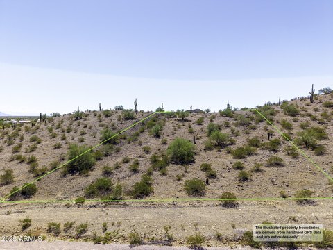 Casa Grande Acreage with Views