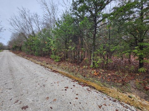 15.9 Acres in Bucyrus, MO