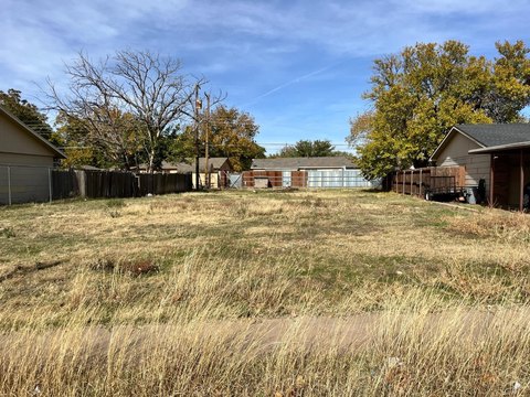 LAND - Lubbock, TX