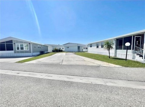 Land, BRADENTON, FL