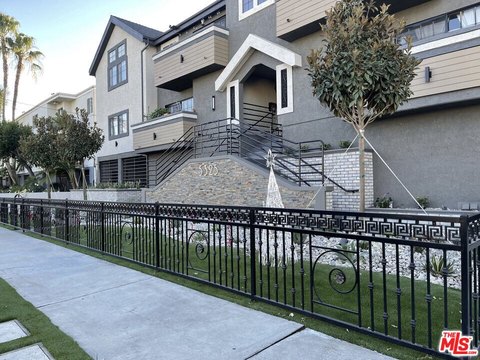 North Hollywood Multifamily Investment Property