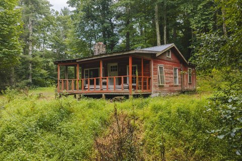 Land, Newland, NC