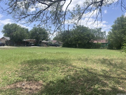 Level Cul-de-Sac Home Lot