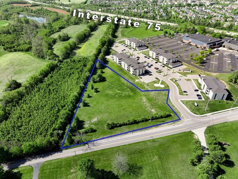 LAND - Lexington, KY