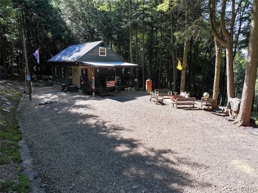 Turn-Key Cabin on Wooded Acreage