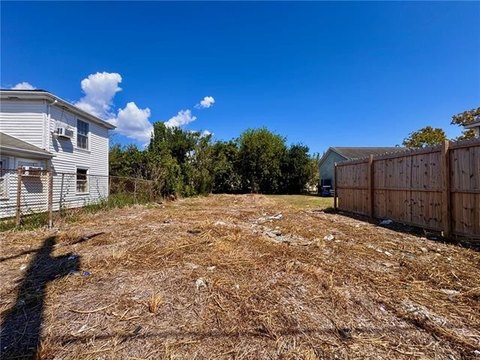 Residential Lot in Central City