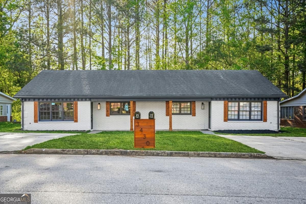 Conyers Duplex: Income Property