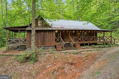 Turnkey Mountain Rental Cabin