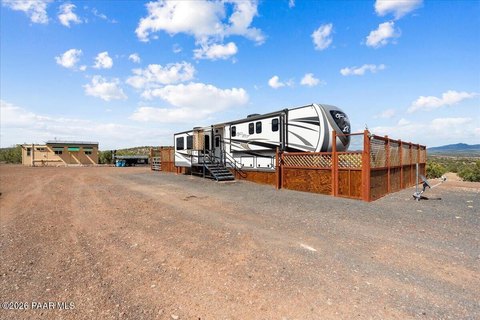 LAND - Ash Fork, AZ