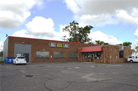 Rice Lake Commercial Building For Sale