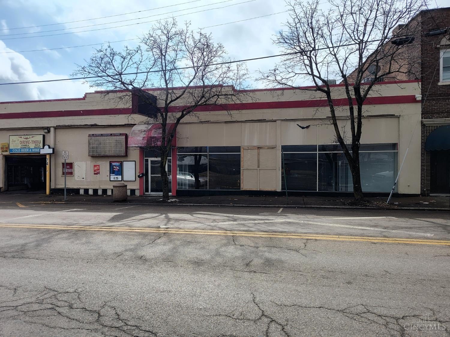 Lockland Retail Space on Thoroughfare