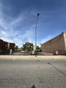 McKinley Park Triple Lot Land