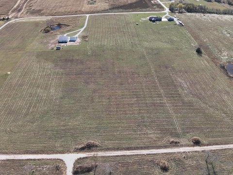 Bolivar, MO 5-Acre Lot
