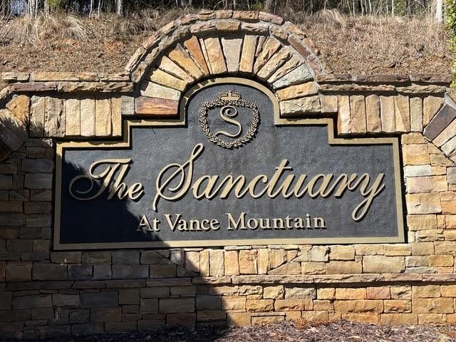 Mountain View Lot in Upscale Community