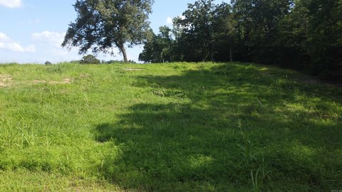 LAND - Story, AR