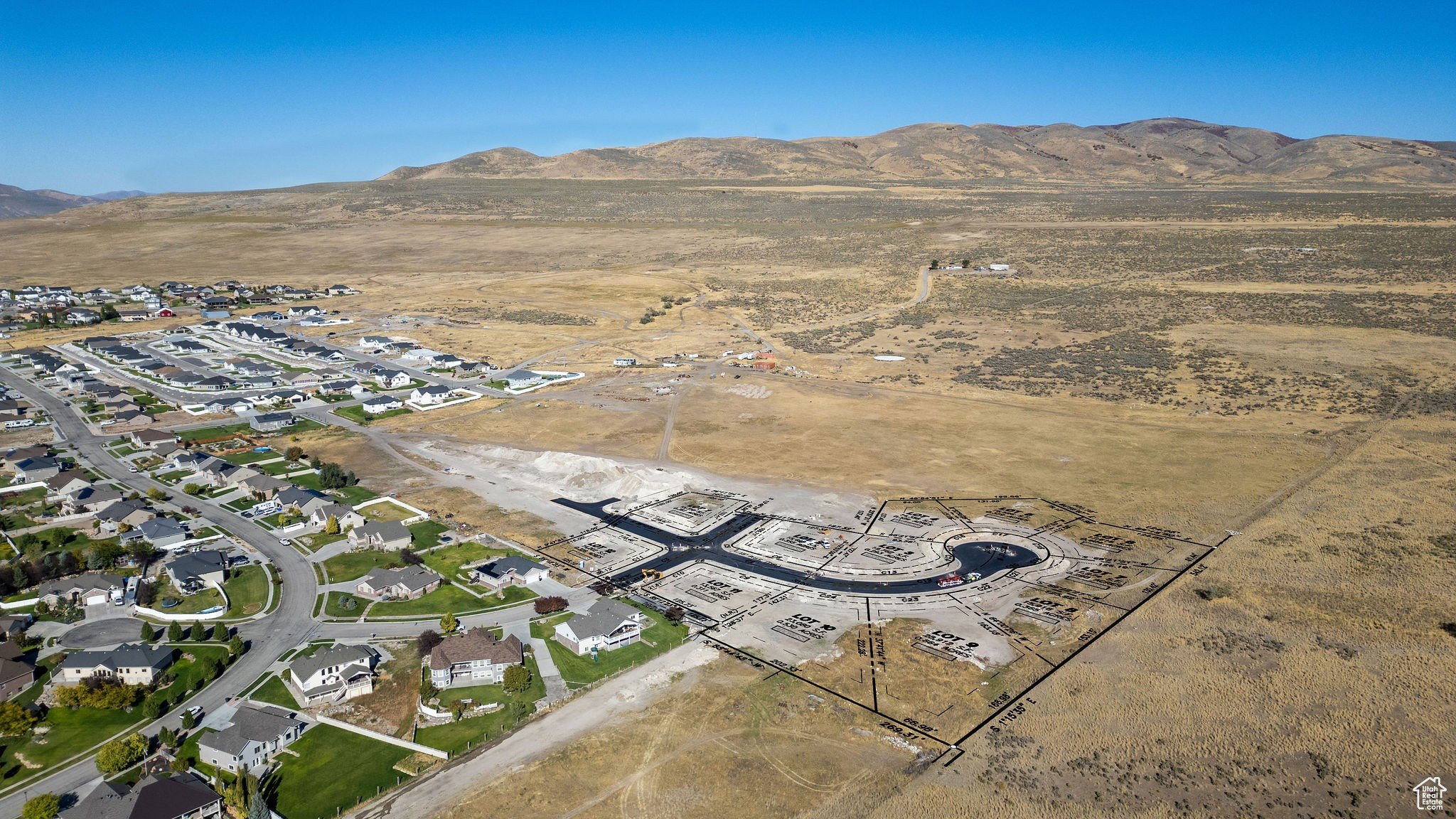 Residential Land with Mountain Views