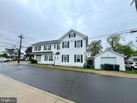 Tuckerton Income-Producing Multifamily Property