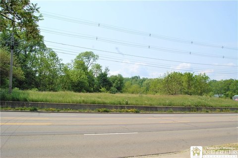 Prime Vacant Lot in Jamestown