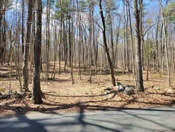 Land, Charlton, MA