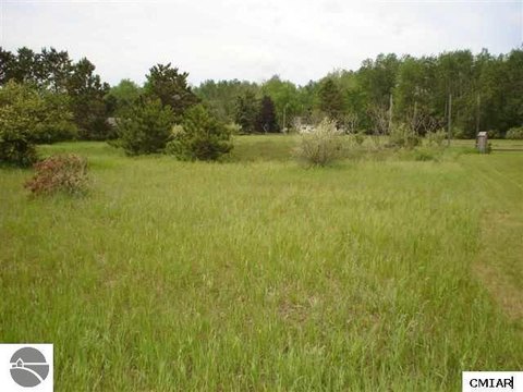 Buildable Lake Access Lot