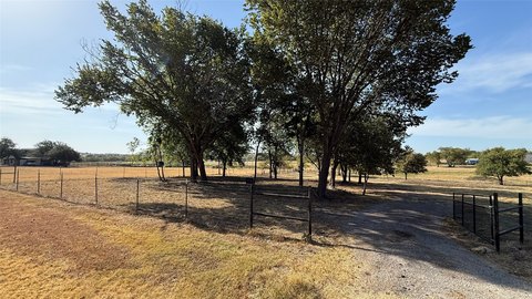 Land, Haslet, TX
