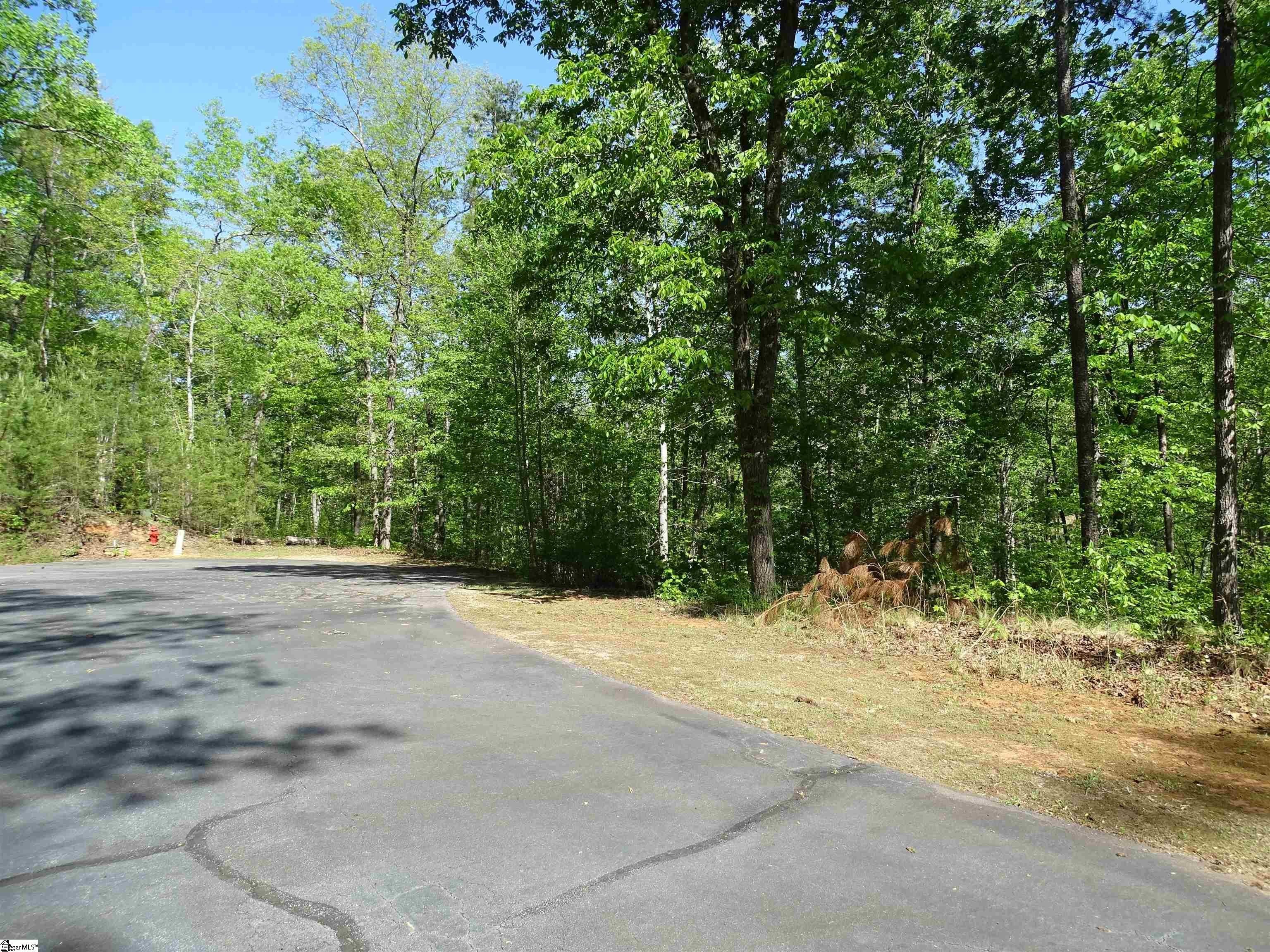 Land Near Lake Jocassee