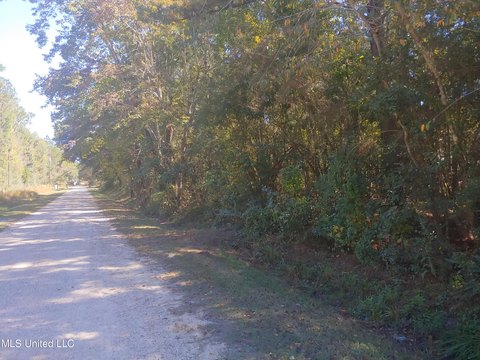 Land, Bay Saint Louis, MS