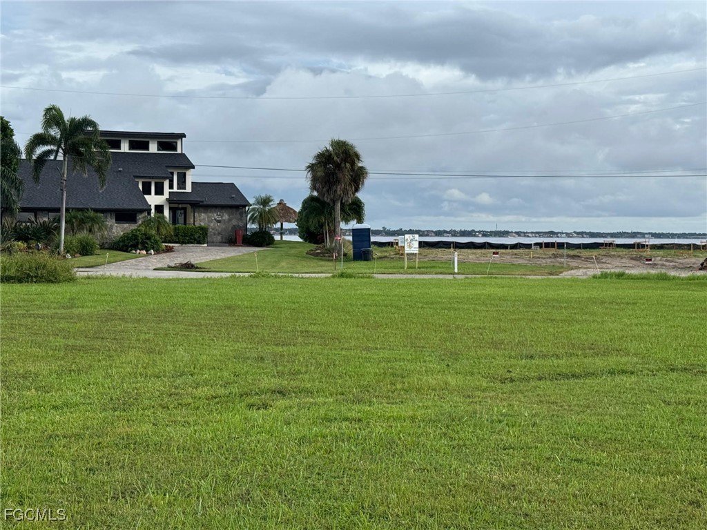 Landscaped Lot in North Fort Myers