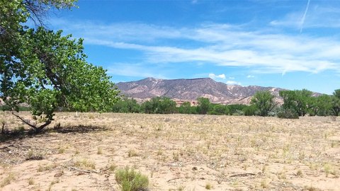 Abiquiu Land with Mountain Views