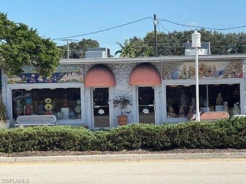 Retail Property on US 41