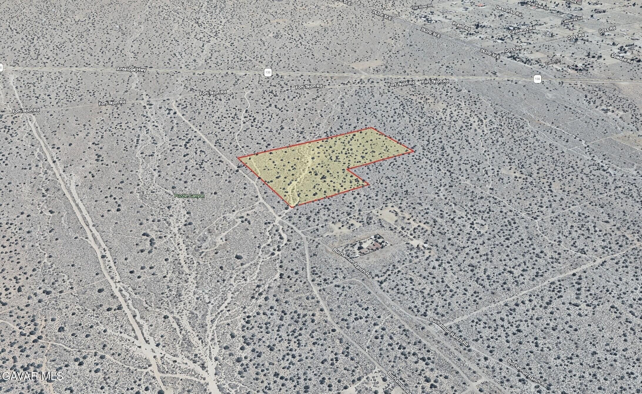 24.87 Acres in Llano, CA