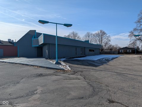 Corner Commercial Office Building