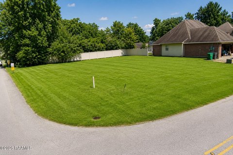 Land, Broussard, LA