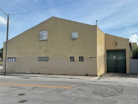 Corner Lot Flex Manufacturing Property