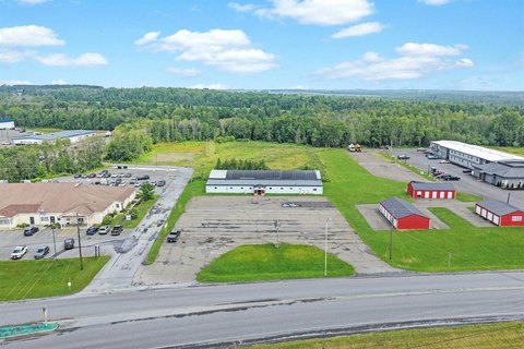 Open-Span Industrial/Entertainment Building