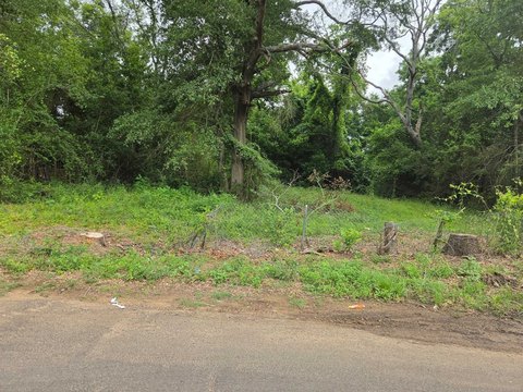 LAND - Longview, TX