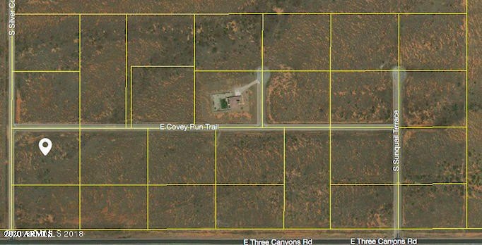 Hereford Land with Mountain Views