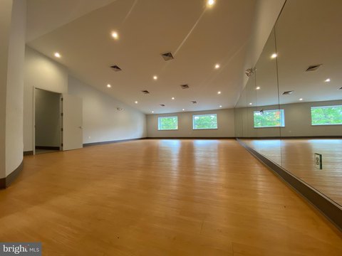 Newtown Retail/Studio Space Available