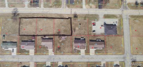 LAND - Vandalia, IL