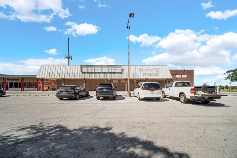 Versatile Commercial Space in Bronzeville