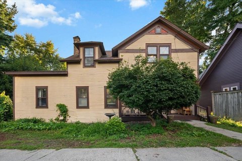 Two-Unit Carriage House
