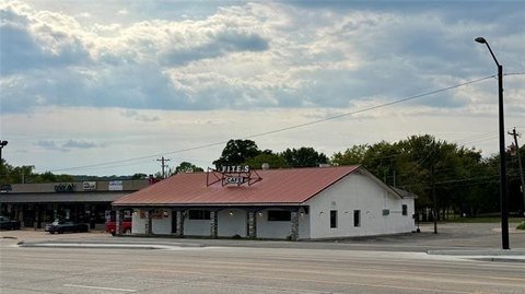 Upgraded Restaurant Building